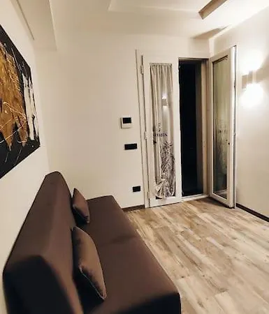 Apartament Intero Genua