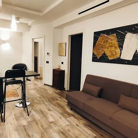 Intero Apartment Genoa